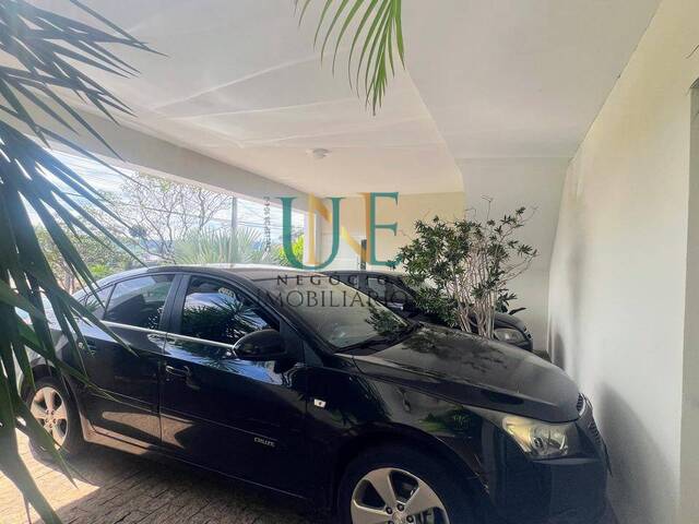 #55 - Casa para Venda em Valinhos - SP