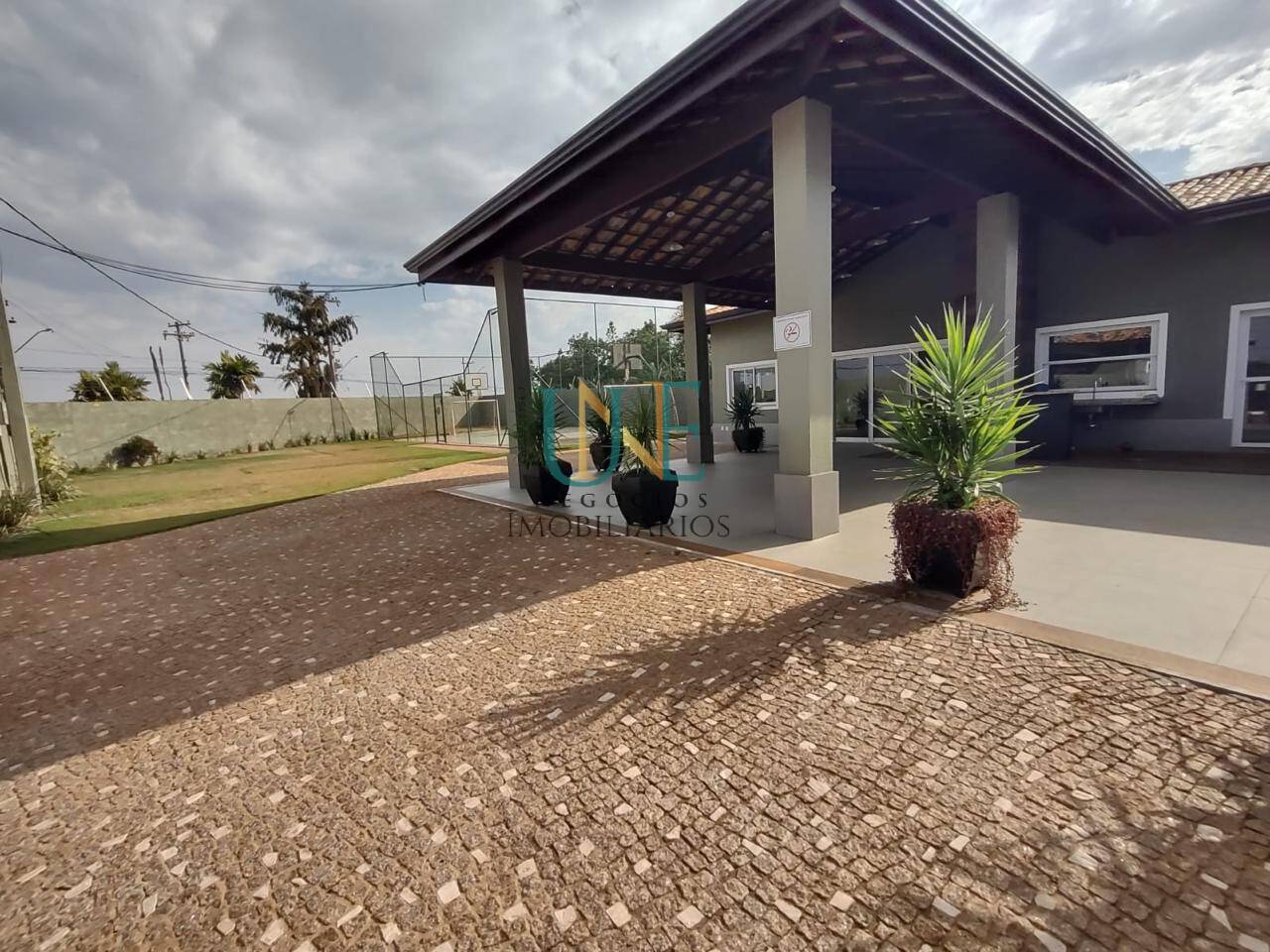 Sobrado de Alto Padrão em Betel - 3 Suítes, Piscina e Acabamento de Luxo - Foto 3