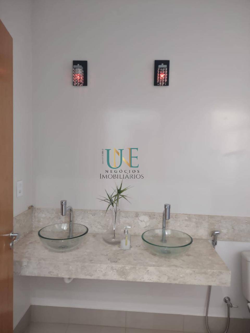 Sobrado de Alto Padrão em Betel - 3 Suítes, Piscina e Acabamento de Luxo - Foto 13